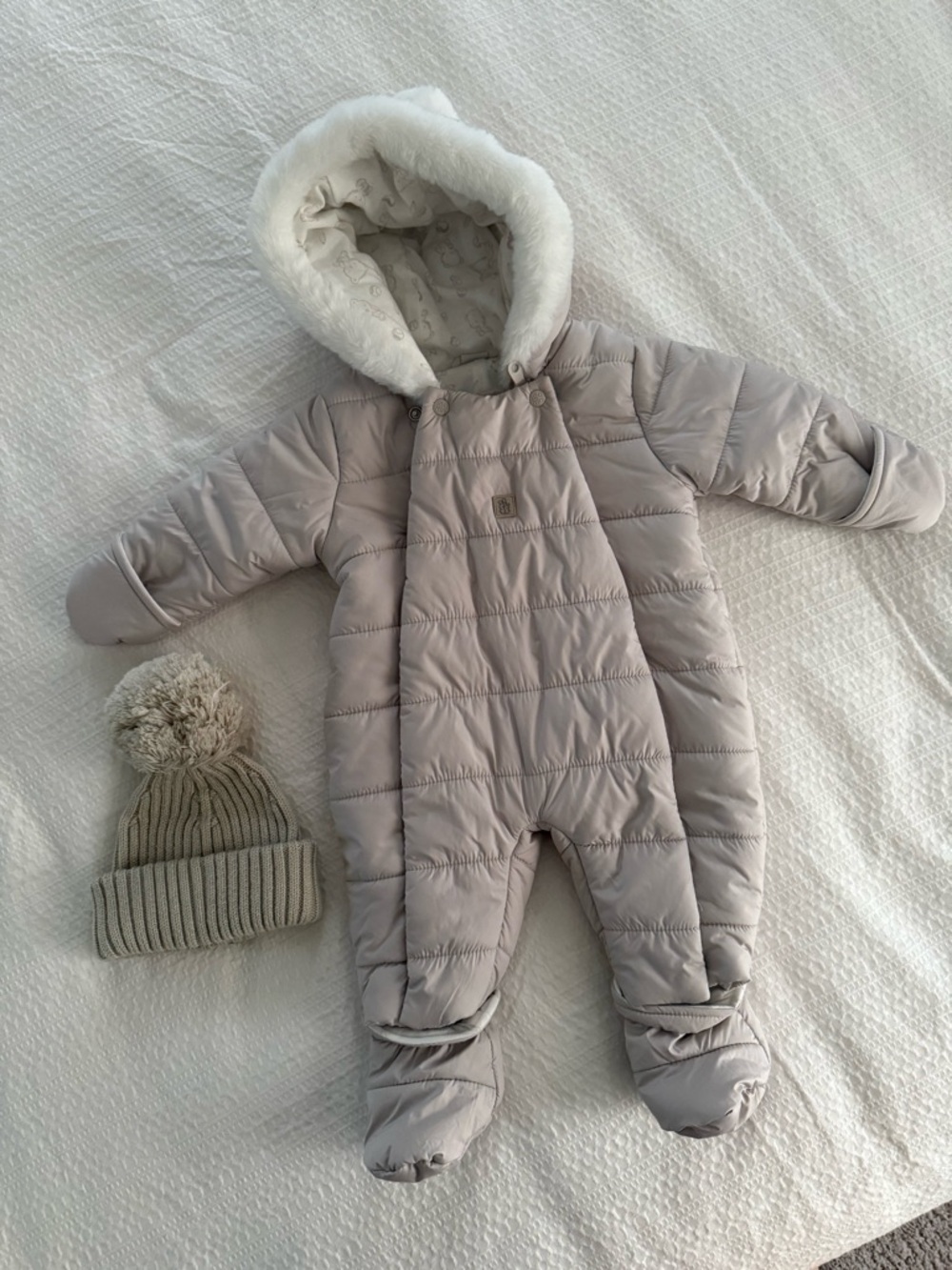 Baby's Winter Overall Unisex Size 3-6 Months One Piece with a hat